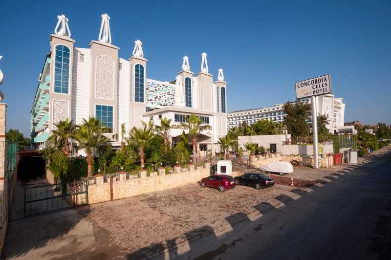 호텔 Concordia Celes Beach