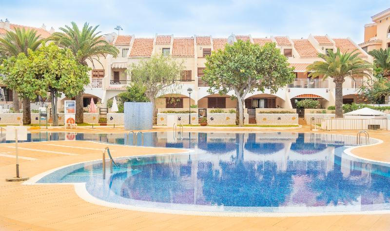 Coral Compostela Beach