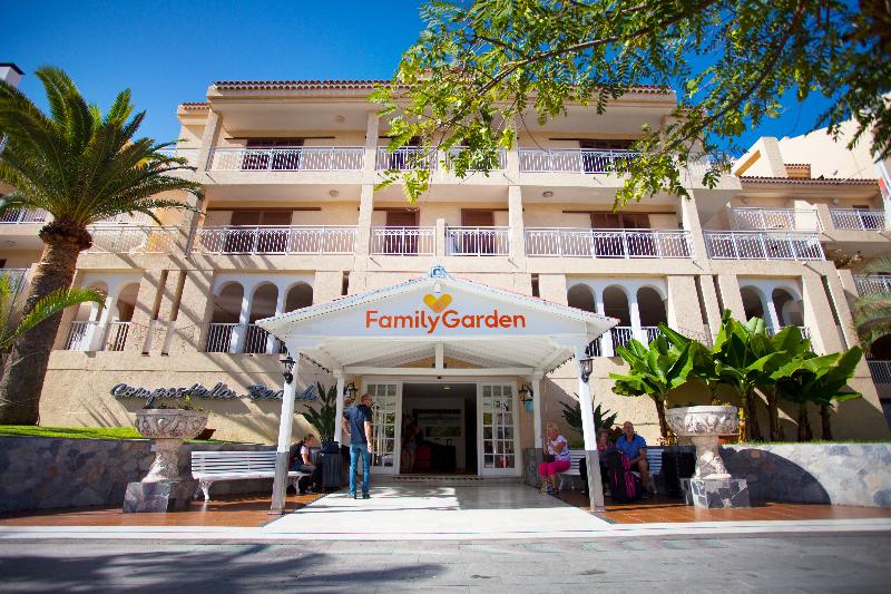 Coral Compostela Beach