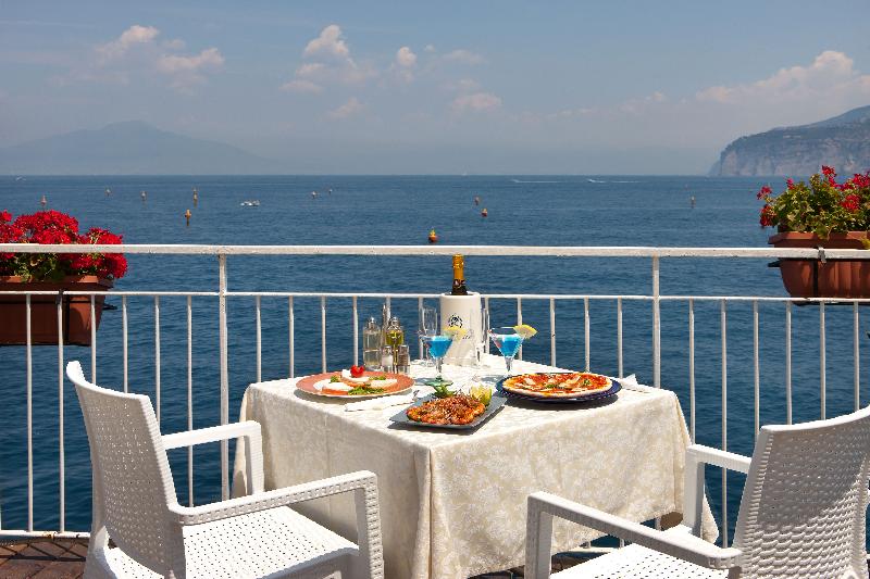 בית מלון כפרי Admiral