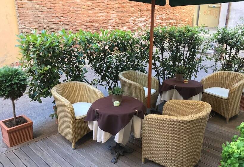 هتل Albergo San Martino & Depandance