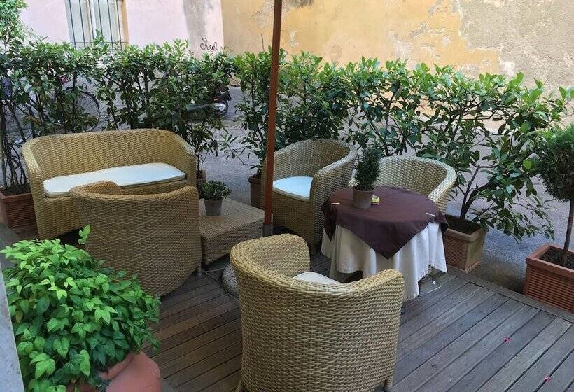 هتل Albergo San Martino & Depandance