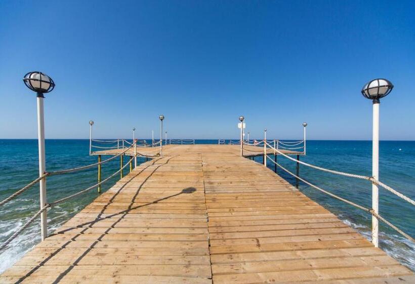 Beach Club Doganay Hotel   All Inclusive