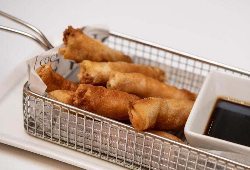 هتل Catalonia El Retiro