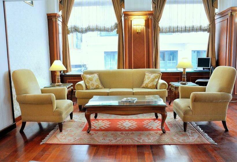 هتل Centrum  Istanbul