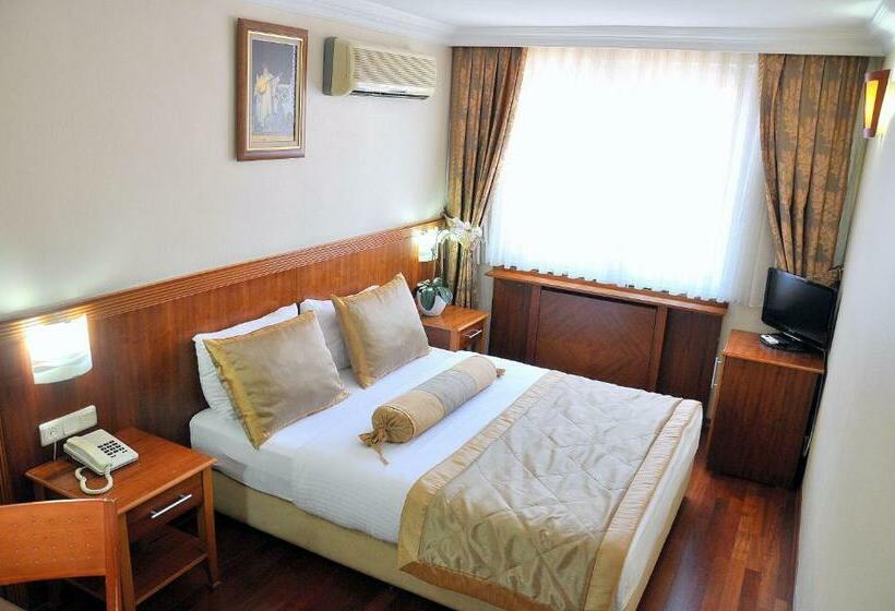 هتل Centrum  Istanbul