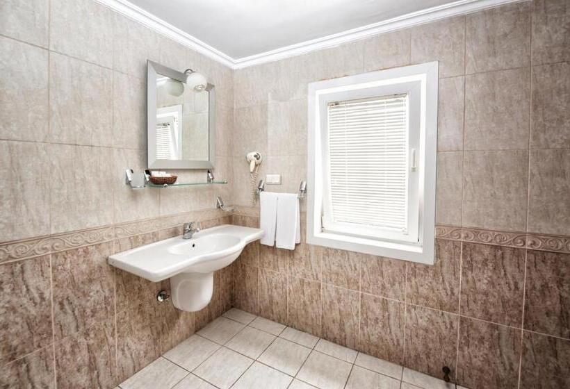 هتل Centrum  Istanbul