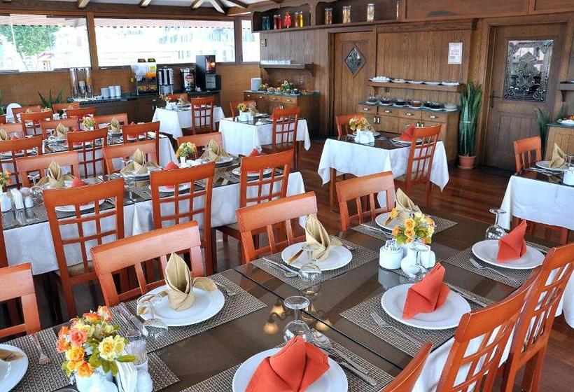 هتل Centrum  Istanbul