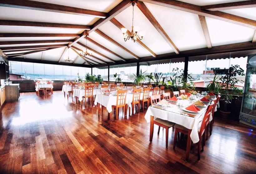 هتل Centrum  Istanbul