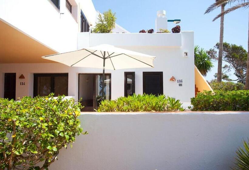 בית מלון כפרי Club Cala Azul