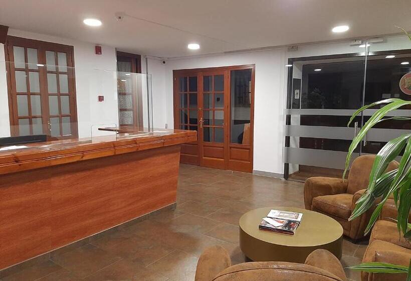 Отель Comapedrosa