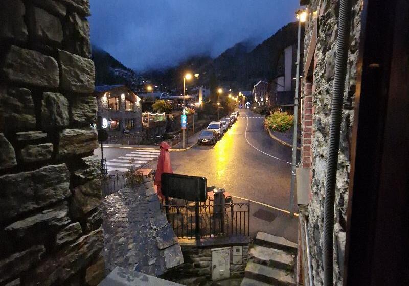 Отель Comapedrosa