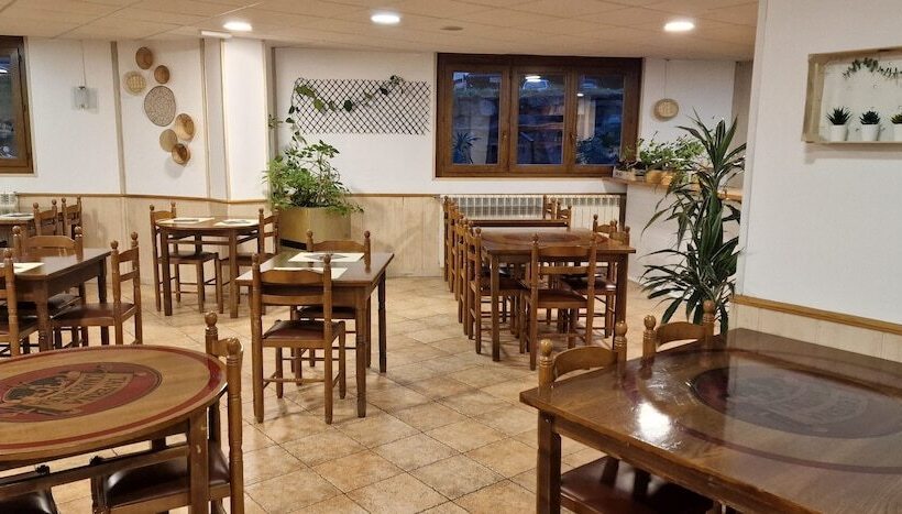 Отель Comapedrosa