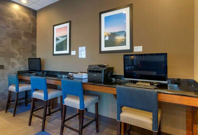 فندق Comfort Inn & Suites Presidential