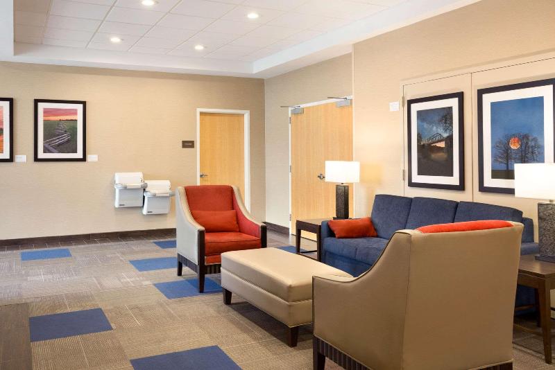 فندق Comfort Inn & Suites Presidential