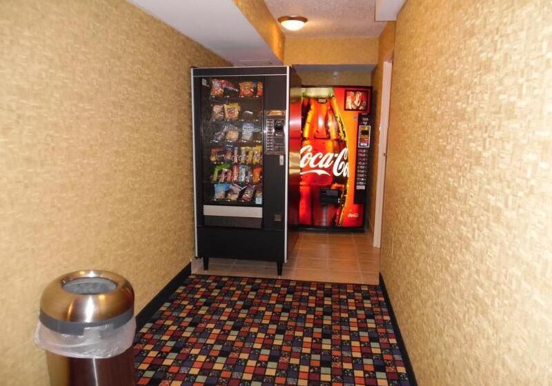 فندق Comfort Inn & Suites Presidential