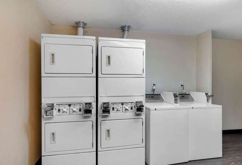 هتل Comfort Suites Dfw Airport