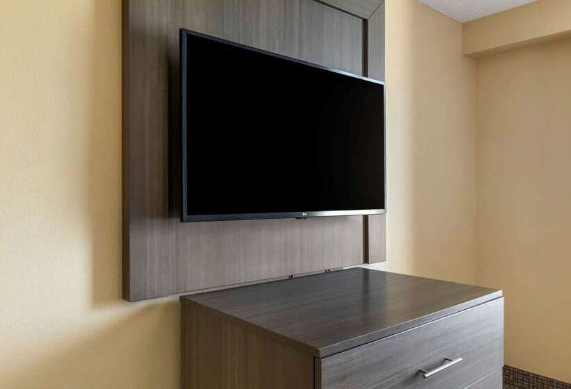 هتل Comfort Suites Dfw Airport