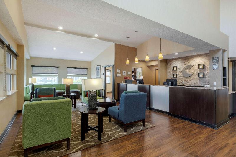 هتل Comfort Suites Dfw Airport
