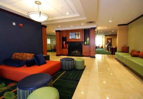 هتل Fairfield Inn & Suites White River Junction
