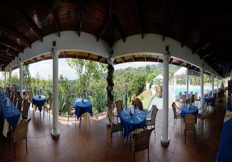 Cristal Ballena Boutique Hotel & Spa