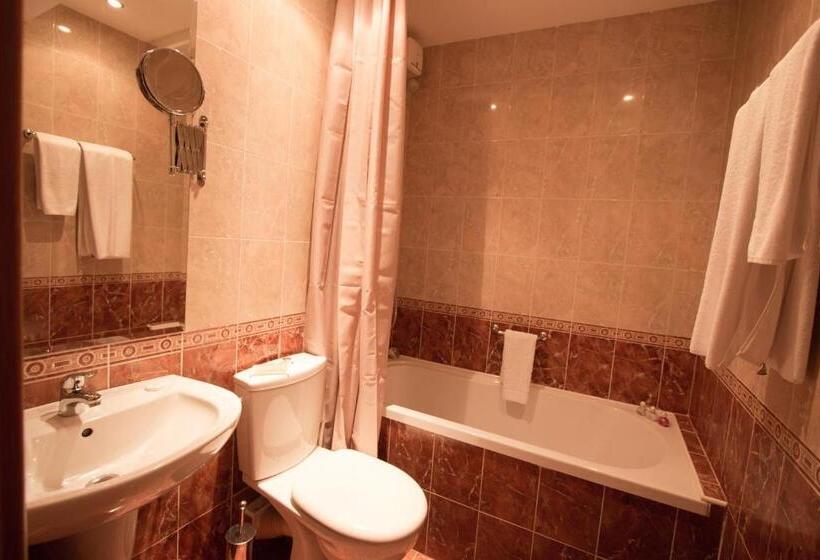 בית מלון כפרי Divesta Self Check In