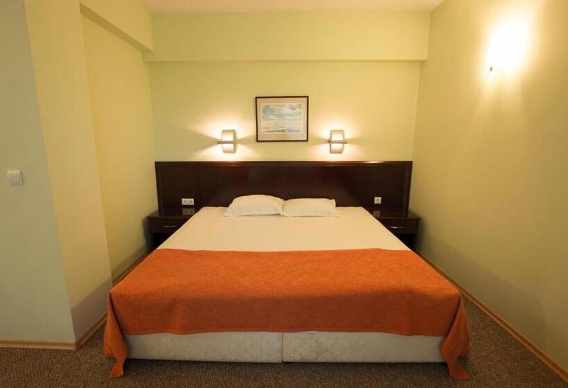 בית מלון כפרי Divesta Self Check In