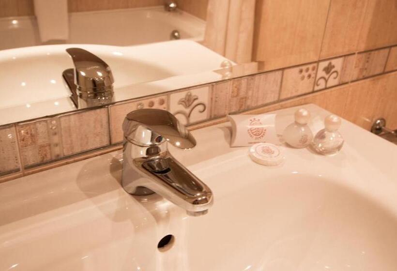 בית מלון כפרי Divesta Self Check In