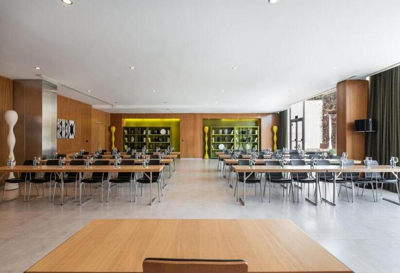 فندق Exe Zizur Pamplona