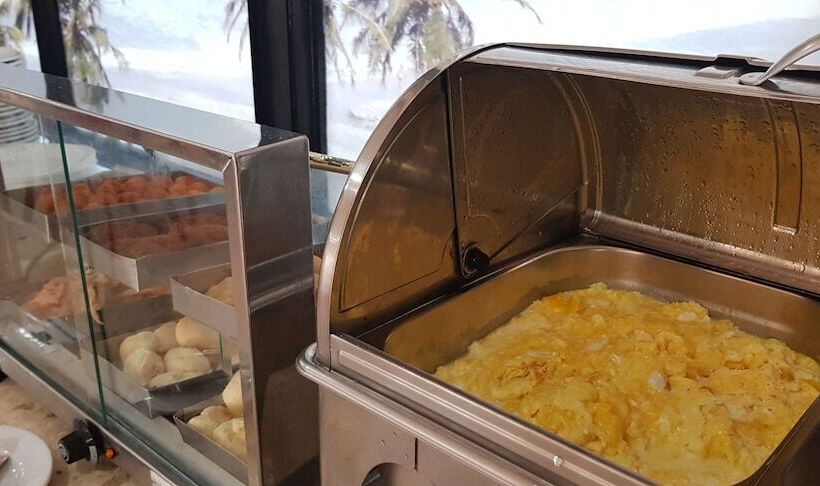 בית מלון כפרי Golden Beach