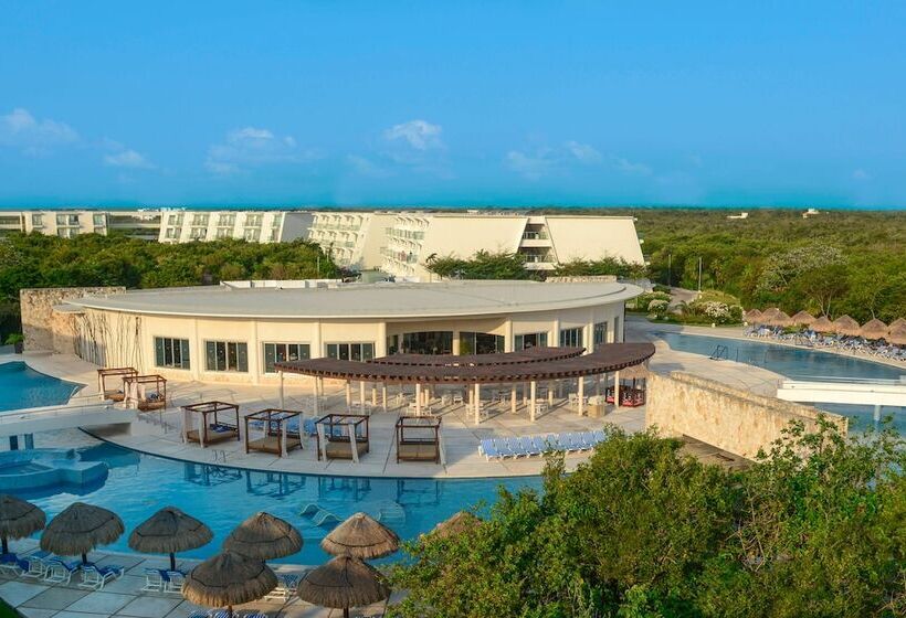 هتل Grand Sirenis Riviera Maya Resort & Spa All Inclusive