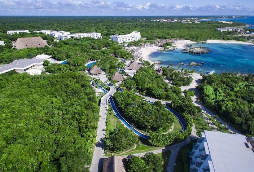 هتل Grand Sirenis Riviera Maya Resort & Spa All Inclusive