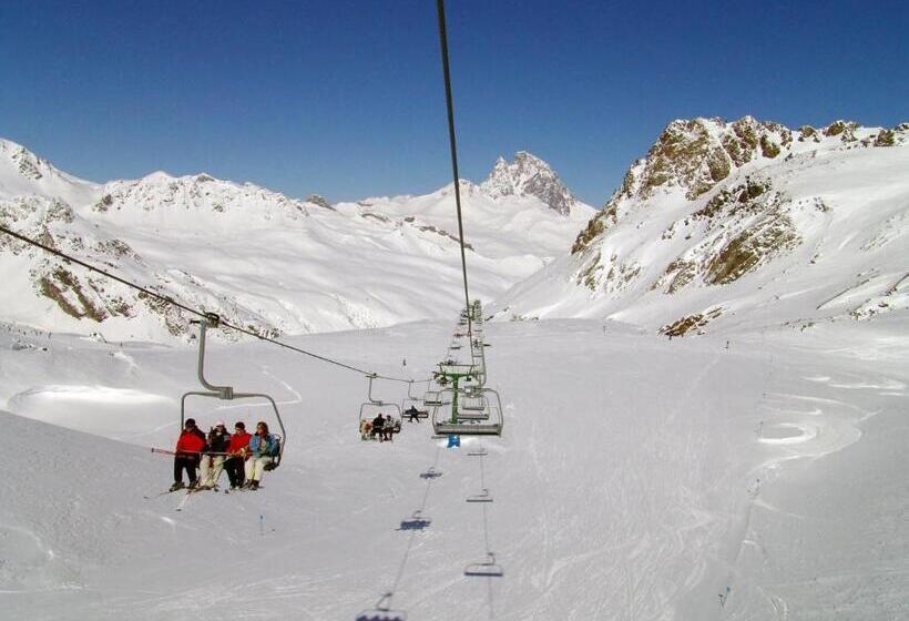 هتل Hg Alto Aragon