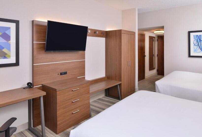 Holiday Inn Express Hotel & Suites Indianapolis Dtn Conv Ctr, An Ihg
