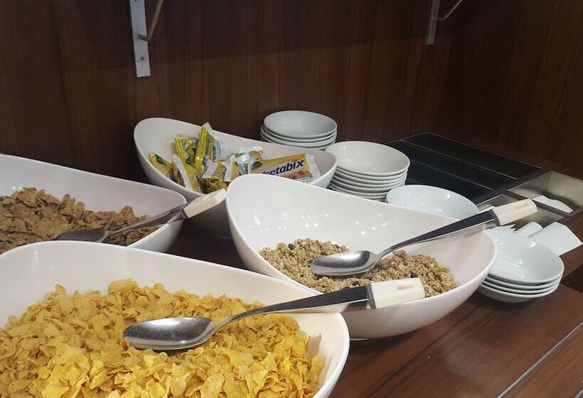 Отель Holiday Inn Express London Croydon, An Ihg