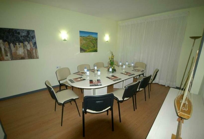 Отель Jm Puerto Rosario