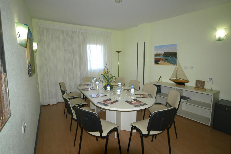 Отель Jm Puerto Rosario