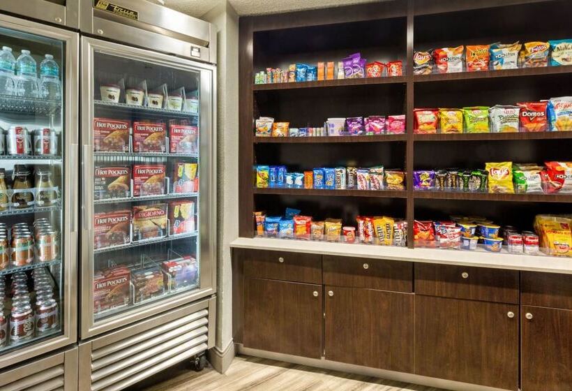 فندق La Quinta By Wyndham Miami Airport East