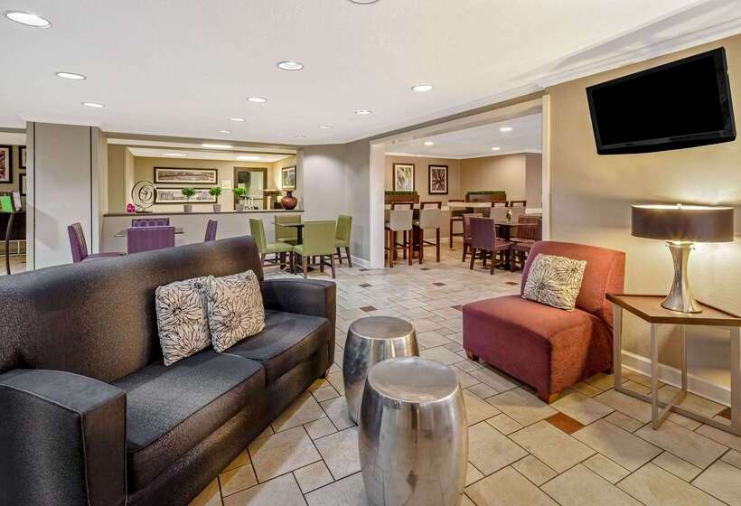 فندق La Quinta By Wyndham Miami Airport East