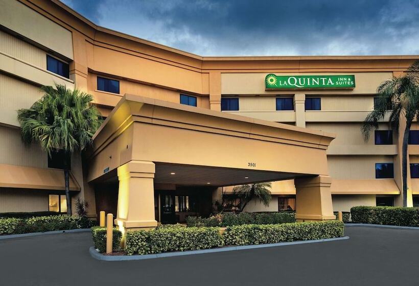 فندق La Quinta By Wyndham Miami Airport East