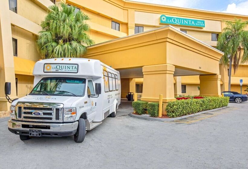 فندق La Quinta By Wyndham Miami Airport East