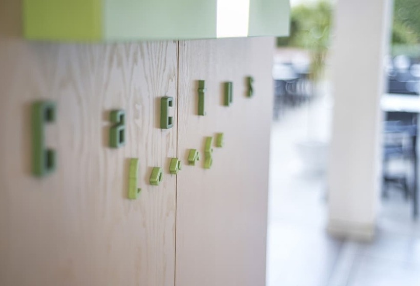 Отель Akeah Broncemar