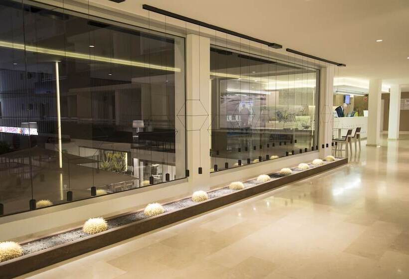 Отель Akeah Broncemar