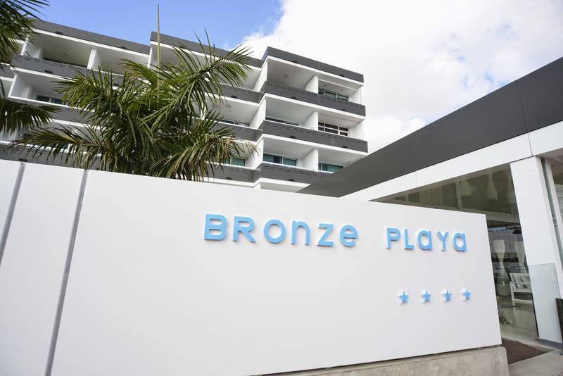 Отель Akeah Broncemar