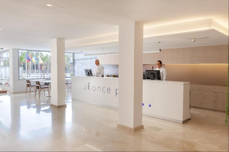 Отель Akeah Broncemar