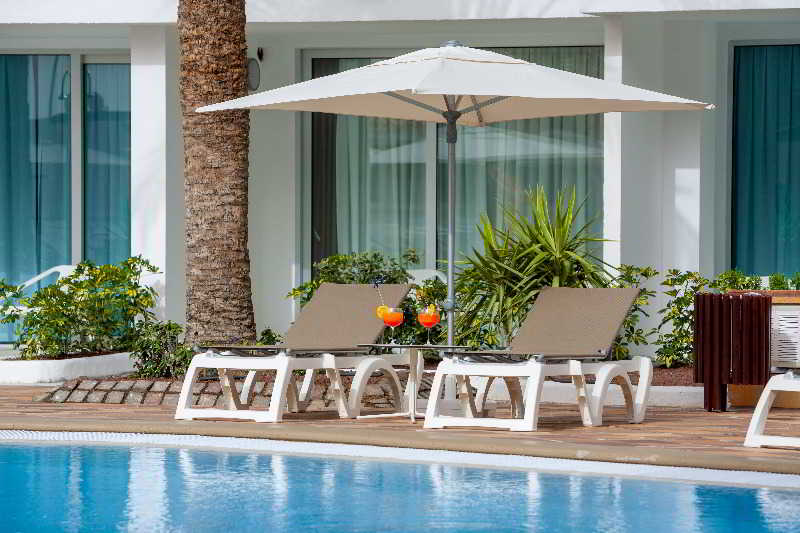 Отель Akeah Broncemar