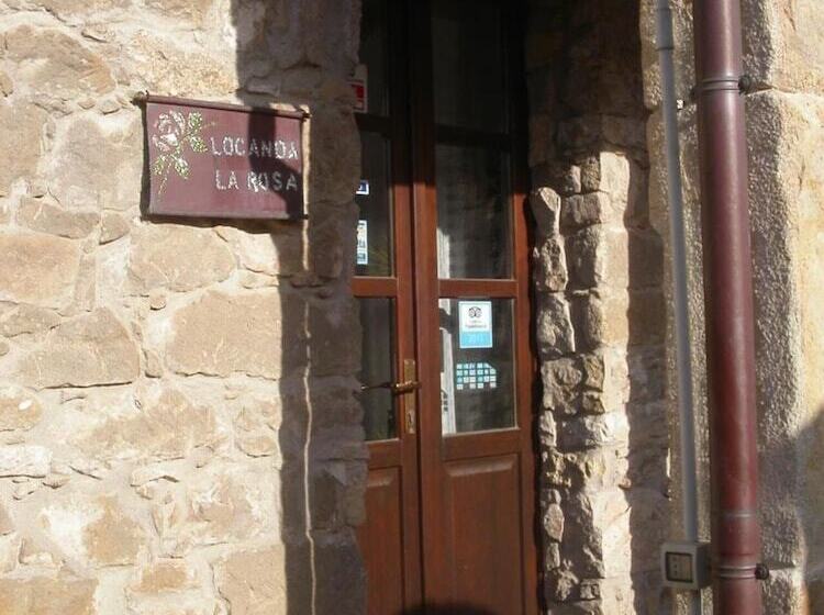 בית מלון כפרי Locanda La Rosa