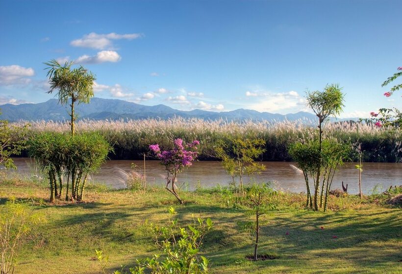 ホテル Maekok River Village Resort