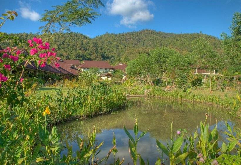 ホテル Maekok River Village Resort