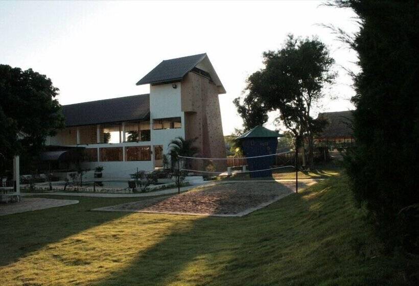 ホテル Maekok River Village Resort